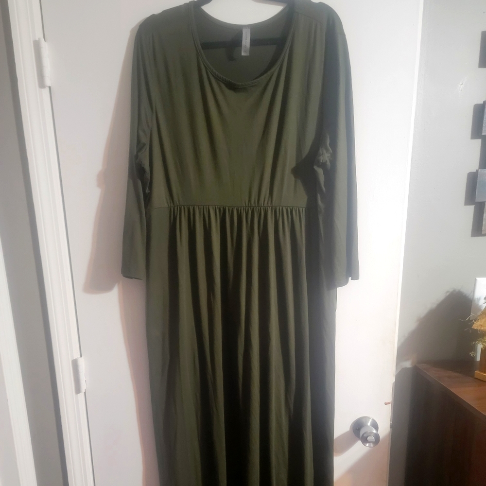 Honeyme curvy maxi dress